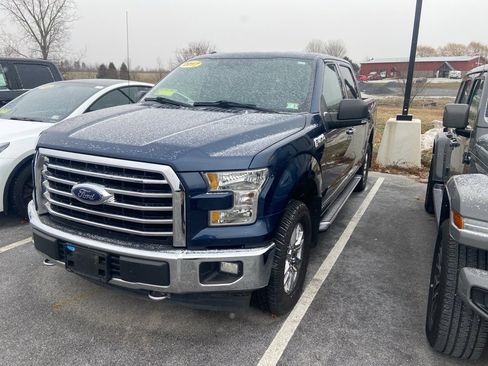 Used 2017 Ford F150 XLT w/ Equipment Group 302A Luxury image 3
