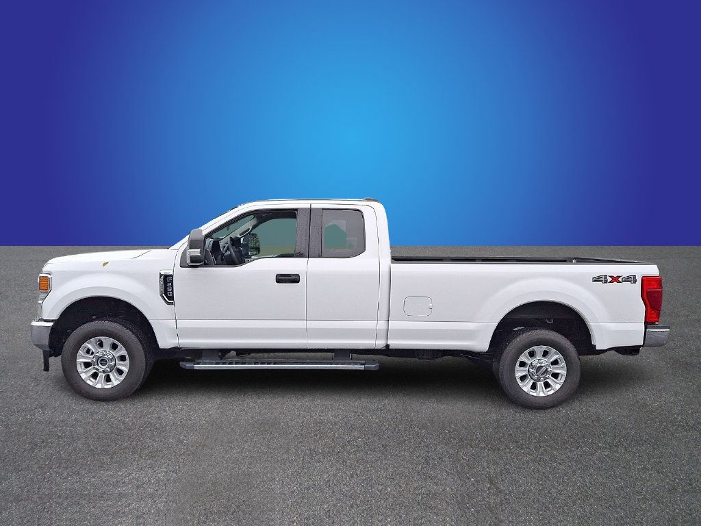 Used 2022 Ford F250 XLT AWD/4WD image 7