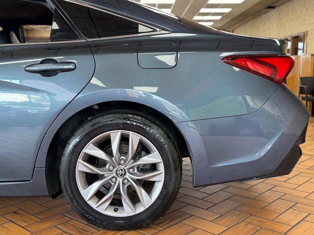 Used 2021 Toyota Avalon XLE FWD image 14