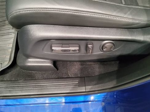 Used 2023 Honda CR-V EX-L image 27