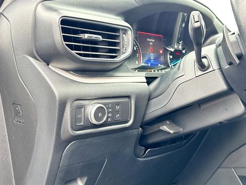 Used 2020 Ford Explorer XLT w/ Equipment Group 202A image 10