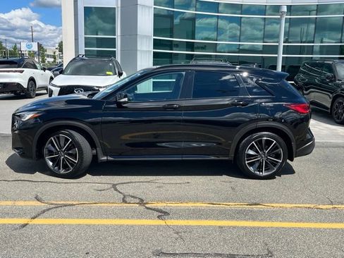 Used 2023 INFINITI QX50 Sport AWD/4WD image 3