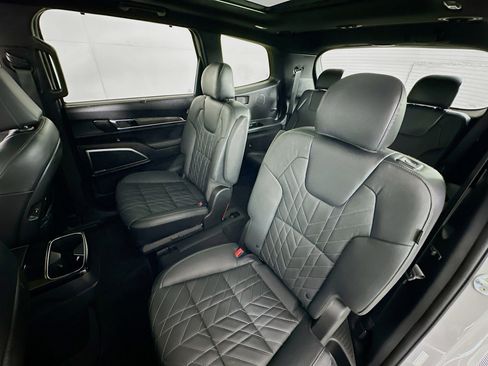 Used 2023 Kia Telluride SX X-Line AWD/4WD image 23