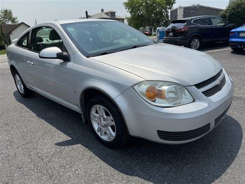 Used 2006 Chevrolet Cobalt LT FWD image 2