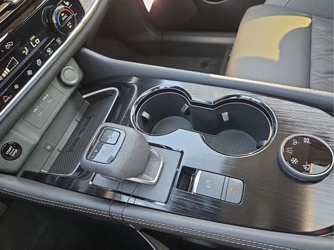 New 2026 Nissan Rogue Platinum w/ Platinum Premium Package image 25