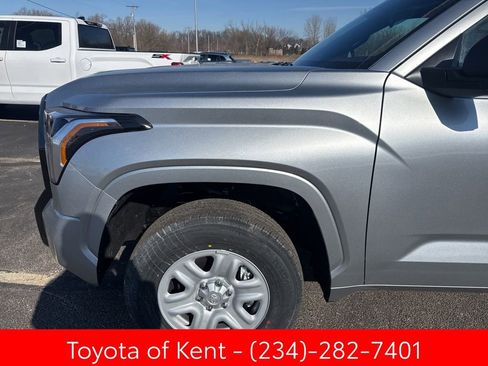 New 2026 Toyota Tundra SR image 2