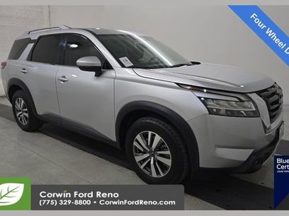 Used 2023 Nissan Pathfinder SL
