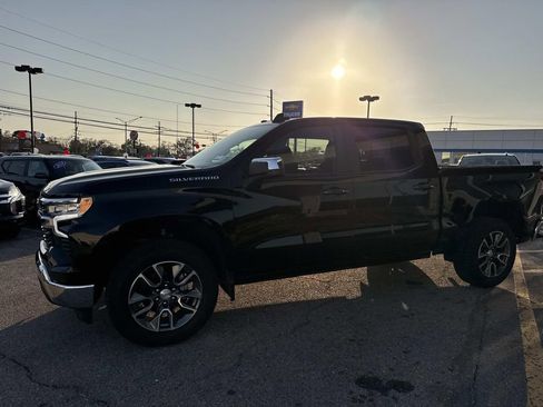 Certified 2025 Chevrolet Silverado 1500 LT image 4