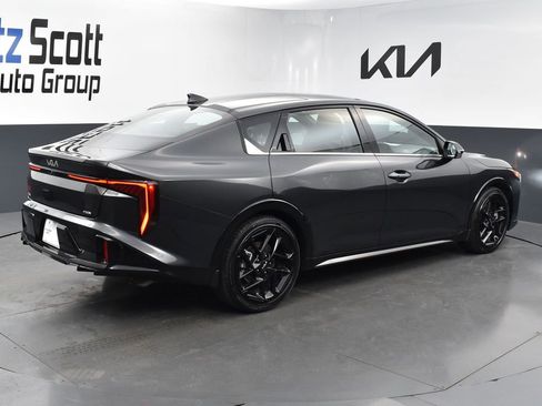 Certified 2025 Kia K4 GT-Line Turbo image 5