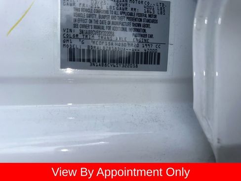 Used 2025 Nissan Sentra SV FWD image 8