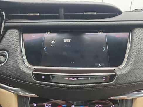 Used 2019 Cadillac XT5 Luxury FWD image 34