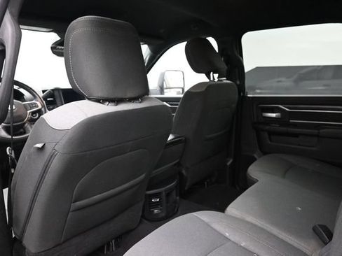 Used 2024 RAM 3500 Big Horn AWD/4WD image 18