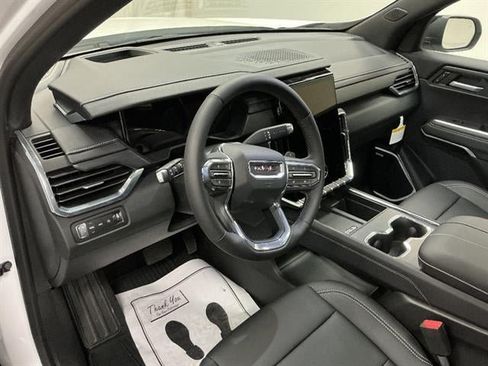 New 2026 GMC Acadia Elevation w/ Elevation Premium Package AWD/4WD image 10