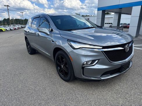 Used 2024 Buick Enclave Essence w/ Sport Touring Edition image 7