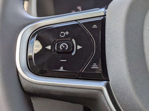 New 2026 Volvo XC90 T8 Plus image 24