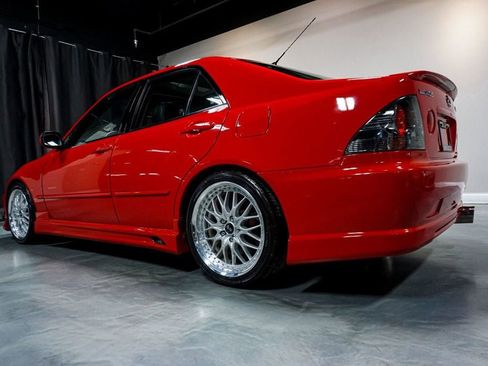 Used 2002 Lexus IS 300 image 44