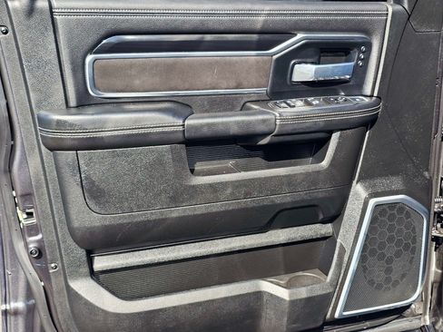 Used 2022 RAM 3500 Laramie w/ Night Edition AWD/4WD image 17
