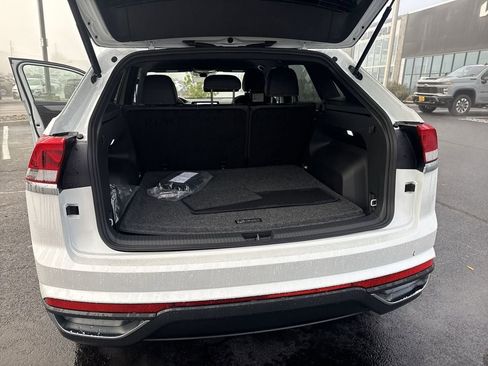 New 2026 Volkswagen Atlas Cross Sport SE AWD/4WD image 42