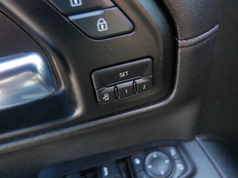 Used 2020 GMC Sierra 1500 Denali w/ Denali Ultimate Package AWD/4WD image 24