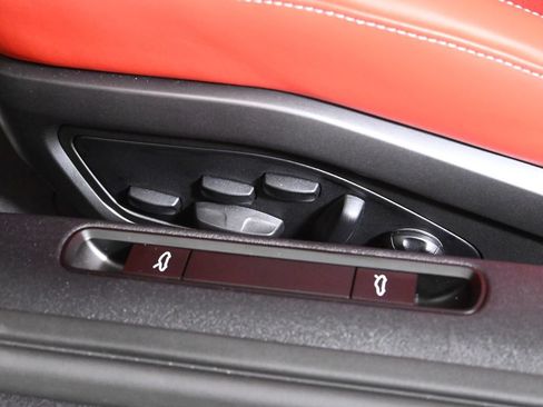 Used 2024 Porsche 911 GT3 RWD image 29
