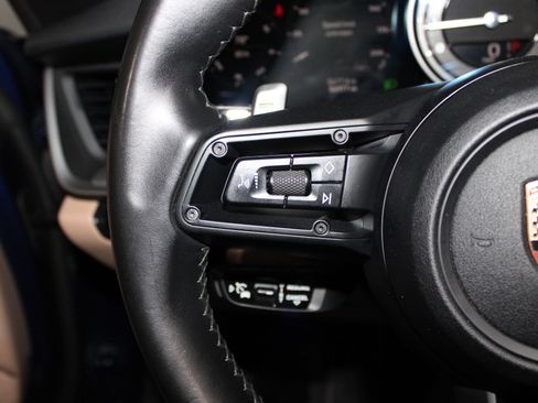 Used 2020 Porsche 911 Carrera S RWD image 33