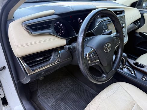 Used 2016 Toyota Avalon XLE FWD image 12