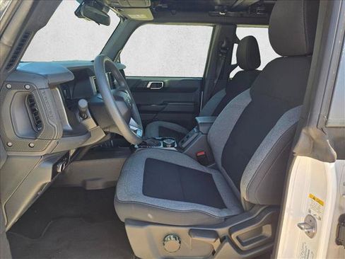Used 2025 Ford Bronco 4-Door AWD/4WD image 15