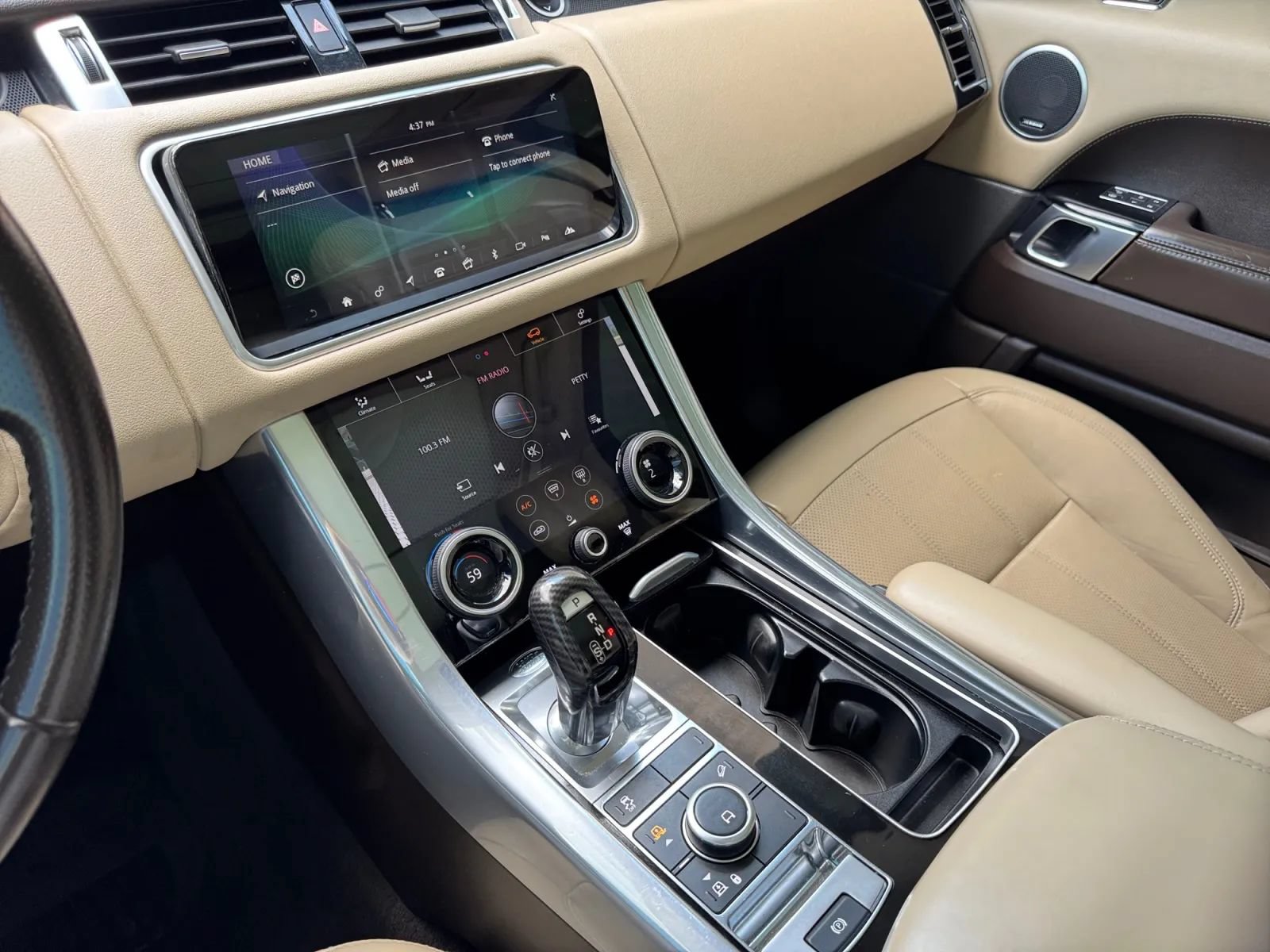 Used 2018 Land Rover Range Rover Sport HSE AWD/4WD image 31