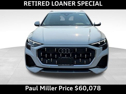 Used 2025 Audi Q8 Premium w/ Convenience Package AWD/4WD image 2