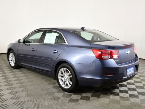 Used 2013 Chevrolet Malibu LT w/ Power Convenience Package FWD image 8