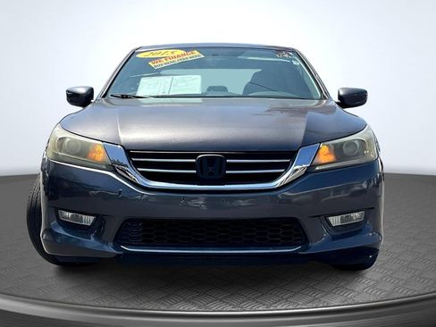 Used 2015 Honda Accord Sport image 3