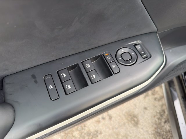 New 2027 Kia K4 GT-Line FWD image 17