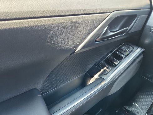 Used 2025 Lexus GX 550 w/ Cold Area Package AWD/4WD image 13