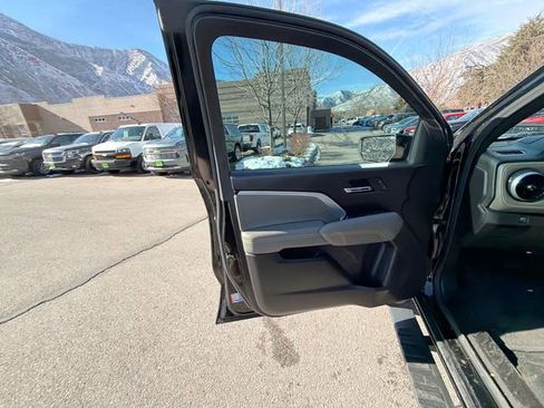 Certified 2024 Chevrolet Colorado ZR2 w/ Safety Package image 22