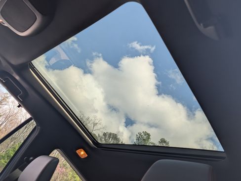 Used 2022 Honda Pilot Black Edition image 16