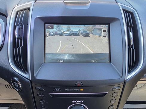 Used 2015 Ford Edge Titanium w/ Equipment Group 302A AWD/4WD image 13