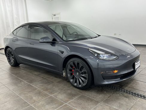 Used 2023 Tesla Model 3 Performance image 8