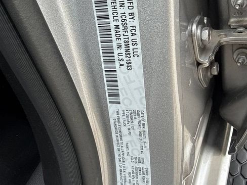 Used 2021 RAM 1500 Laramie AWD/4WD image 34