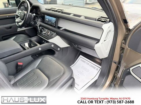 Used 2022 Land Rover Defender 110 X-Dynamic SE image 28
