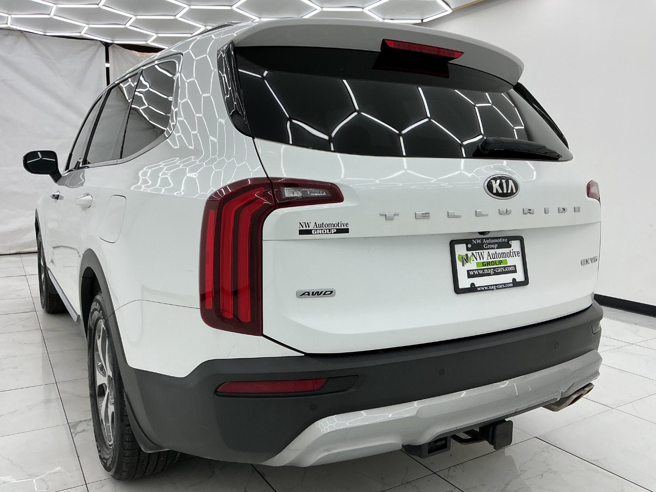 Used 2020 Kia Telluride EX AWD/4WD image 9