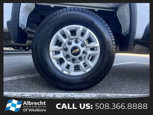 Used 2025 Chevrolet Silverado 2500 LT w/ Convenience Package AWD/4WD image 31