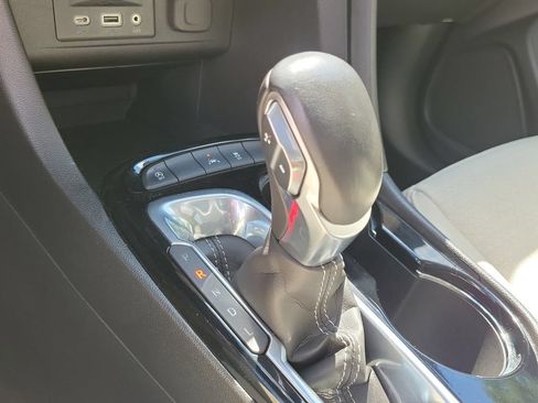 Used 2020 Buick Encore GX Select w/ Experience Buick Package FWD image 33