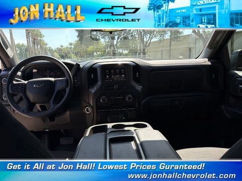 Used 2023 Chevrolet Silverado 1500 Custom Trail Boss w/ Midnight Edition AWD/4WD image 18