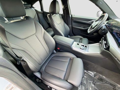 Used 2025 BMW M440i image 15