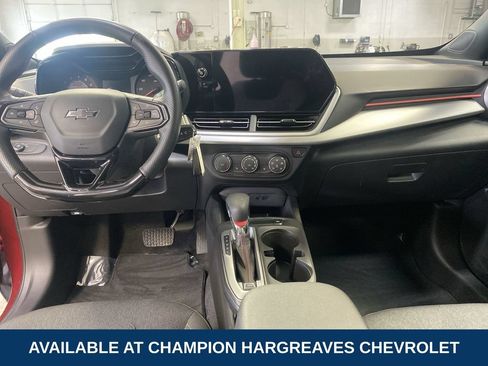 Used 2024 Chevrolet Trax RS w/ Driver Confidence Package FWD image 27