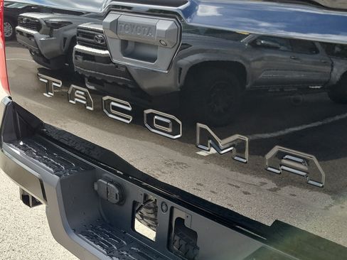 Used 2026 Toyota Tacoma SR5 RWD image 8