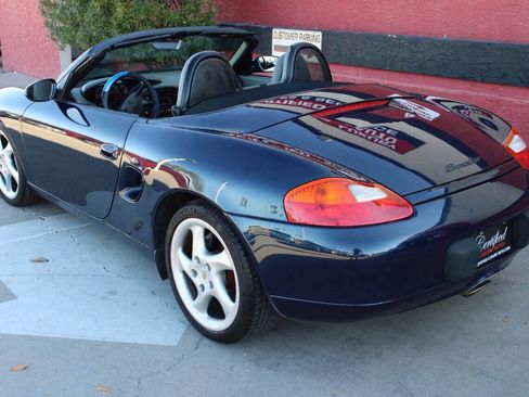 Used 2000 Porsche Boxster image 8