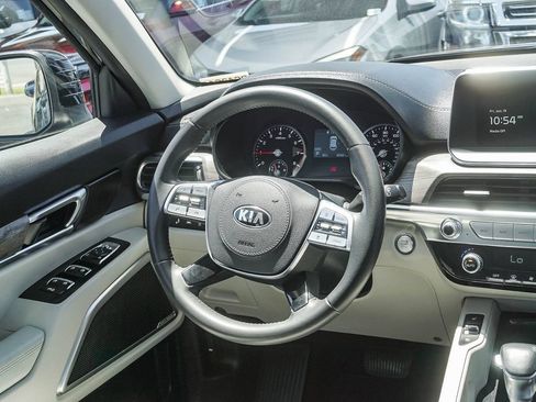 Used 2020 Kia Telluride EX FWD image 17