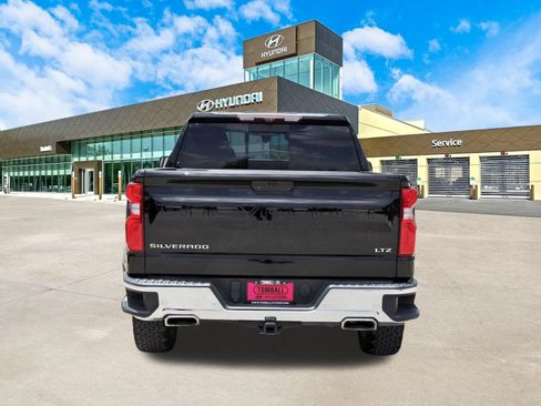 Used 2021 Chevrolet Silverado 1500 LTZ w/ LTZ Premium Texas Edition AWD/4WD image 7