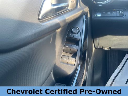 Certified 2025 Chevrolet Equinox LT w/ Convenience Package II image 32